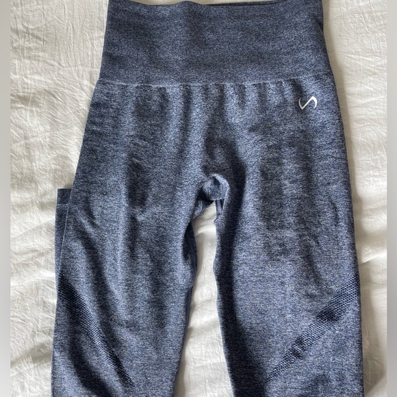 TLF React Seamless Gym Leggings - Picture 1 of 5